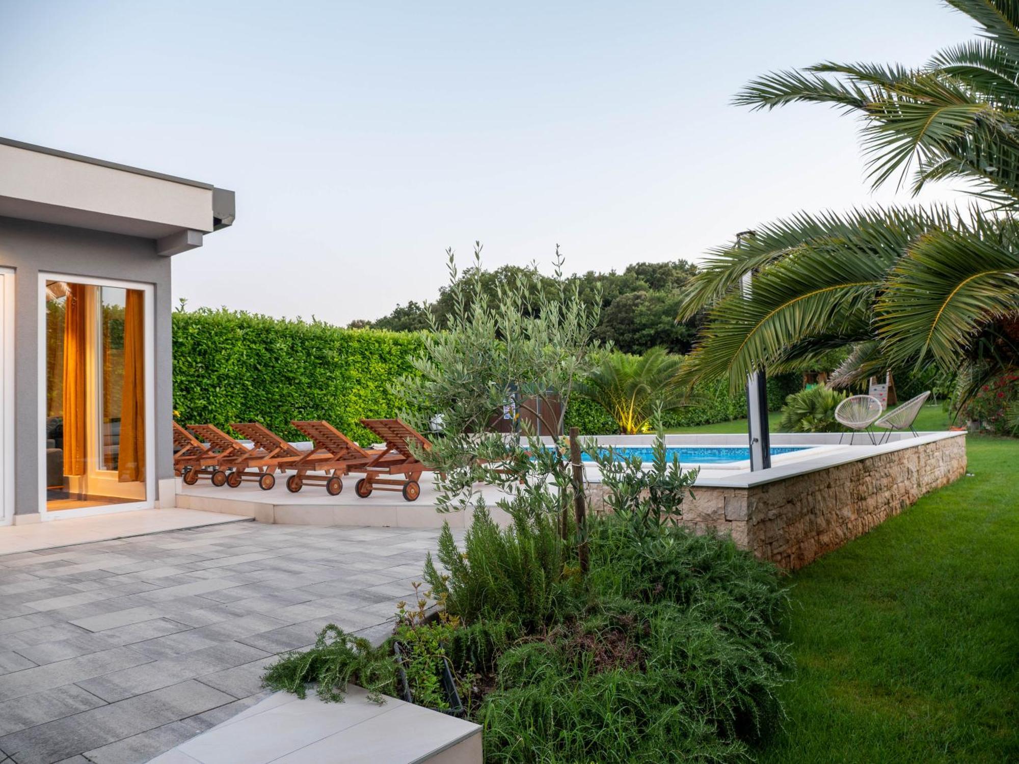 Villa Vinky Pula Exterior foto