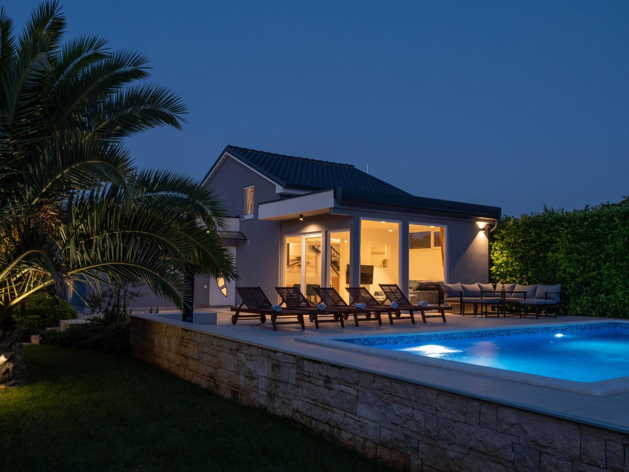 Villa Vinky Pula Exterior foto